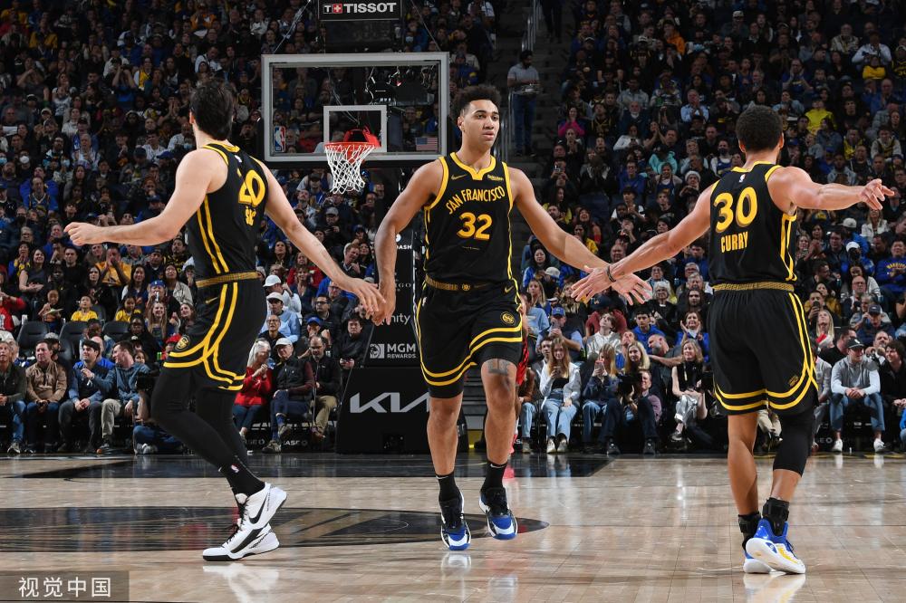 巴黎官方宣布：23岁法国门将舍瓦利耶加盟 上赛季48场13零封